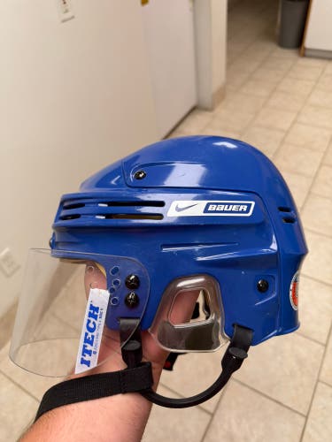 Large Bauer 4500 Helmet (Used)