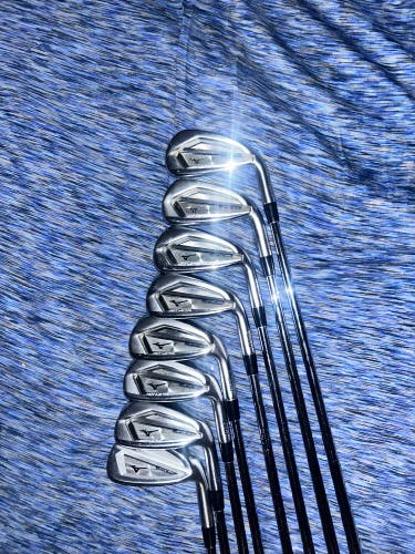 Mizuno JPX 921 Hot Metal. 4-GW. Steel Stiff Shafts. Standard Length