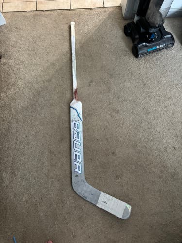 24” Senior Bauer Flylite Regular Goalie Stick (Used)