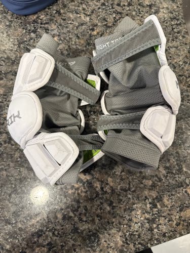 Large Adult Maverik Max Arm Pads (like new)