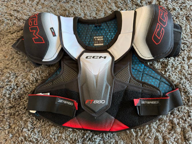 Men's Large Senior CCM JetSpeed FT880 Shoulder Pads (Used)