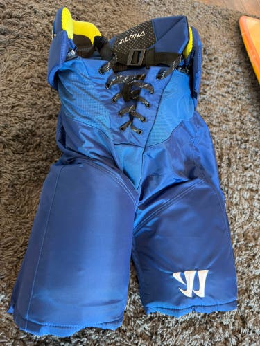 Men's Senior Medium Warrior Alpha Pro Hockey Pants (Used)