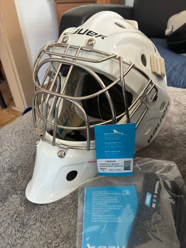 Senior Small Bauer 940 Ice Hockey Goalie Mask - Brand New w/ Tags - Certified Cat-Eye Cage