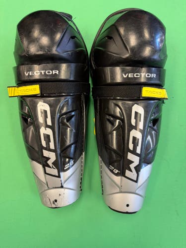 Intermediate CCM Vector Shin Pads 13" (Used)