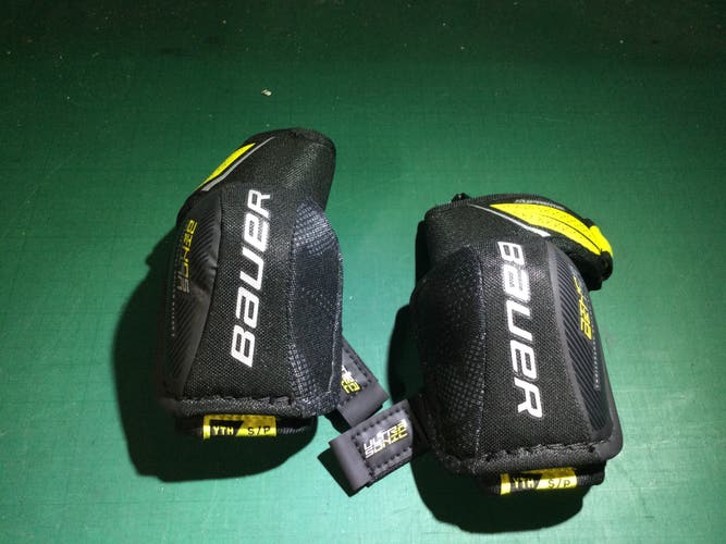 Youth Small Bauer Supreme Elbow Pads (Used)