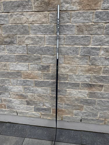 70 Flex P28 Senior True AX9 Left Hand Hockey Stick Pro Stock Gaudreau - USED