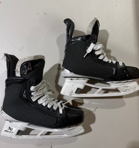 Senior Bauer Vapor Hyperlite 2 Hockey Skates Narrow Width Pro Stock 8.5 (Used) 3663