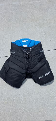 Senior Medium Bauer Hockey Goalie Pants (New)