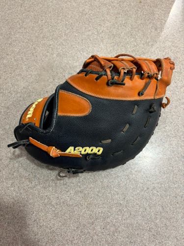 A2000 12.5" 1st base mitt superskin, spin control