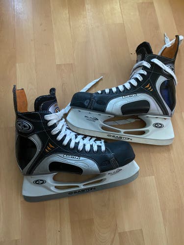 Easton Synergy Ultra Hockey Skates 11 (Used)
