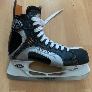 Easton Synergy Ultra Hockey Skates 11 (Used)