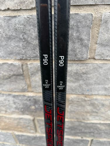 2 Used Left CCM Jetspeed FT6 Pro | 75 Flex P90 Curve Grip | 2 Pack