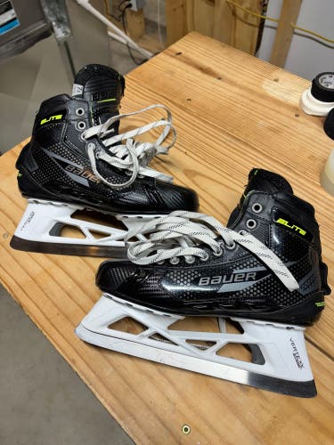 2024 Bauer Elite Hockey Goalie Skates Regular Width 7.5 (Used)