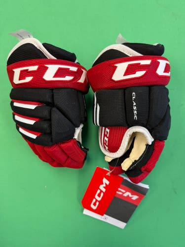 Junior CCM Tacks Classic Gloves 11" (New)