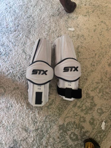 Medium/Large Adult STX Stallion 900 Arm Pads (Used)