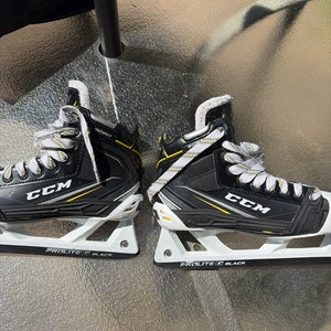 2018 CCM Tacks 9080 Hockey Goalie Skates 7.5 (Used)
