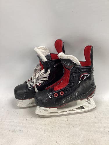 Used Bauer VAPOR X500 SKATES Junior Hockey Skate Junior 01 11851-S000049554