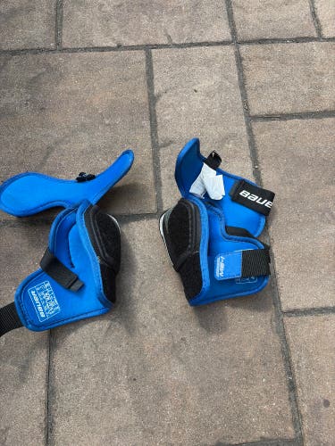 Junior Medium Bauer MS-1 Elbow Pads (Used)