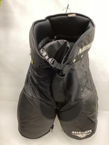 Used Mission HOCKEY PANT Senior Pant Black MD 11851-S000049108