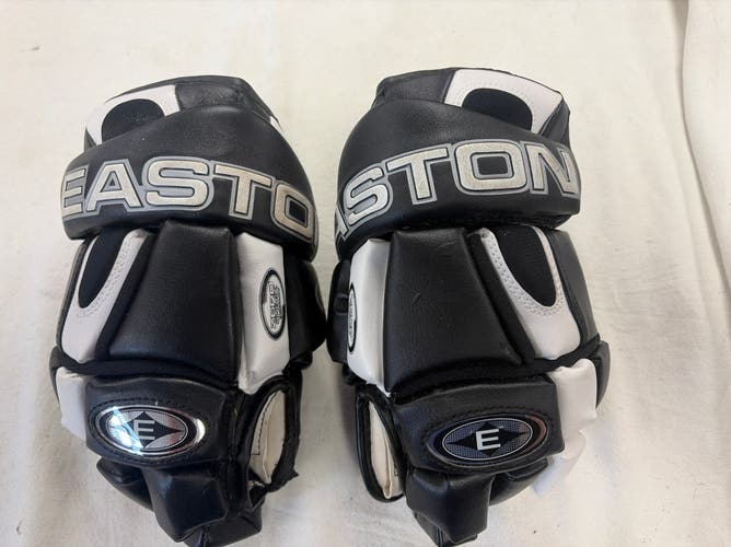 Easton Ultra Lite Gloves 11.5" (Used)