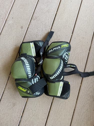Senior Small Warrior Alpha Pro Elbow Pads (Used)