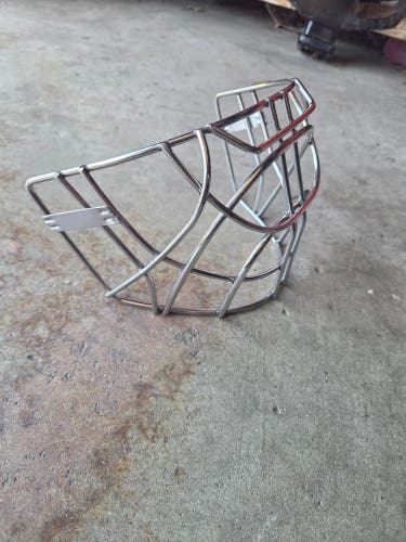 Bauer cat eye cage