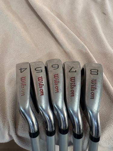 Women's Wilson Staff Fatshaft Right Handed Iron Set Ladies Flex Graphite Shaft 5 Pieces (Used)
