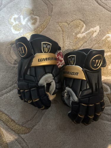 Warrior Burn XP Lacrosse Gloves (Used)