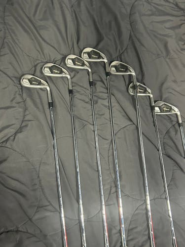 Men's 2022 Callaway Rogue ST Max Right Handed Iron Set Stiff Flex (Used)
