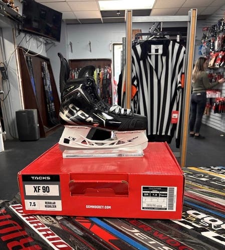 2024 CCM Tacks XF 90 Hockey Skates Regular Width 7.5 (New)