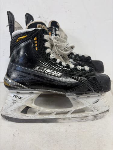 Black Bauer Supreme TotalOne MX3 Hockey Skates Narrow Width Size 3 (Used)