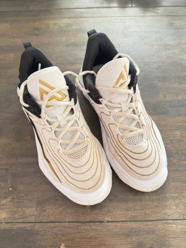 Kid's 6Y (Big Kids / Youth) Nike Giannis Immortality 2 Shoes (Used)