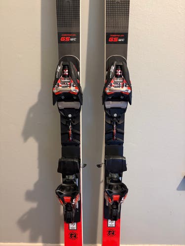 Racing 188 cm Nordica Dobermann GS WC Skis With Bindings (Used)