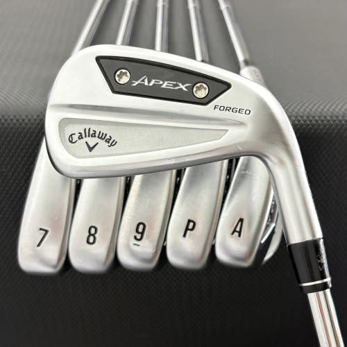 CALLAWAY APEX AI300 IRON SET 6-A