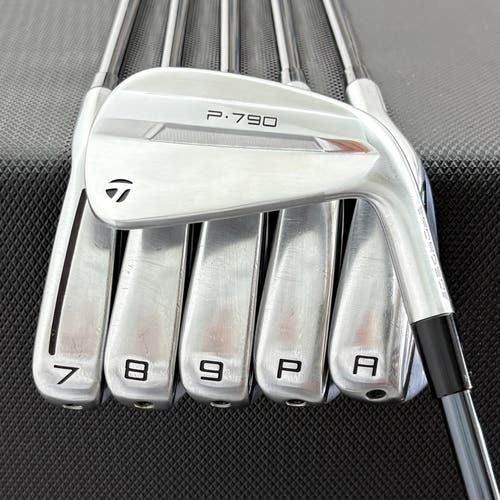 TAYLORMADE P790 2025 IRON SET 6-A