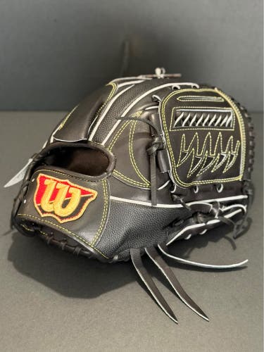 Rare Japanese Wilson Staff DB model NWTs RH Pitcher's Baseball Glove 11.5" (New)