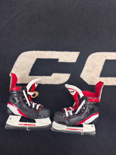 2021 CCM JetSpeed Youth Hockey Skates Regular Width 10 (New)