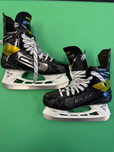 New Bauer Supreme Matrix Hockey Skates | Size 8.5 Fit 1