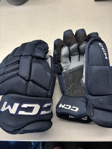 CCM HGJSCHL Gloves 13" Pro Stock (Used)