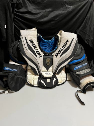 Small Bauer Reactor 4000 Goalie Chest Protector (Used)