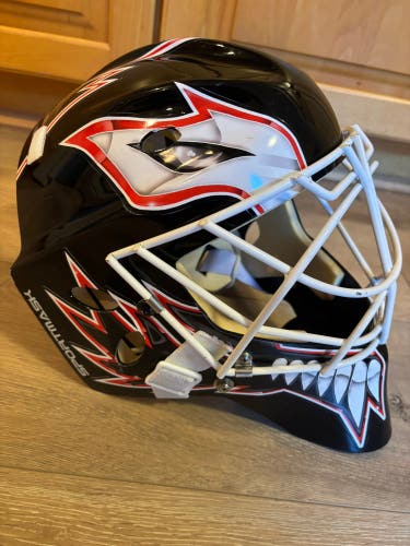 Senior Medium Sportmask X8 Goalie Mask (Used)