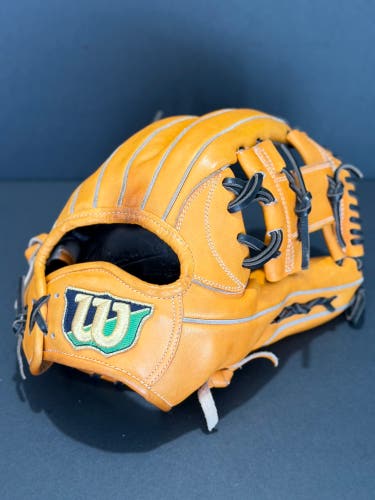 Rare Japanese Wilson Staff 1723 Model Teddy RH Infield Baseball Glove 11.75" (Used)