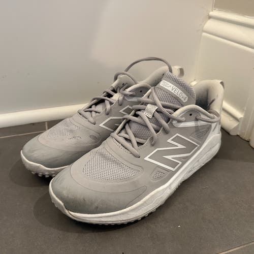 New Balance Fresh Foam Turf Shoes - Size M 8.0 (Unisex Size M 8.0