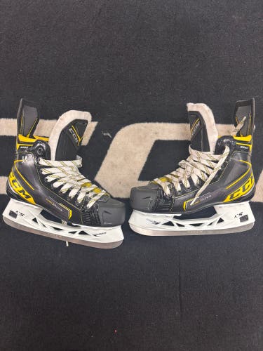 2020 CCM Super Tacks 9380 Hockey Skates Regular Width Size 5 (New)