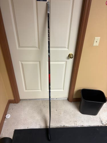Senior CCM JetSpeed FT7 Pro Right Handed Hockey Stick 85 Flex Pro Stock (New)
