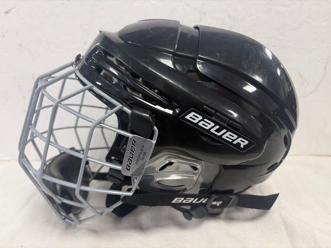 Medium Bauer Hyperlite Helmet (Used)