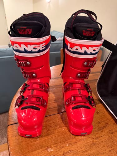 Mondo 23 & 23.5 Unisex Atomic Racing Redster STI 130 Ski Boots (Used)