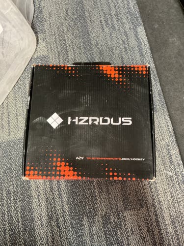 2023 True HZRDUS 5x Hockey Skates Wide Width 5 (New)