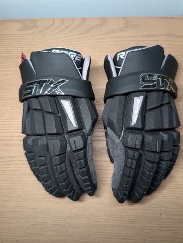 STX Surgeon RZR2 Lacrosse Gloves (Used)