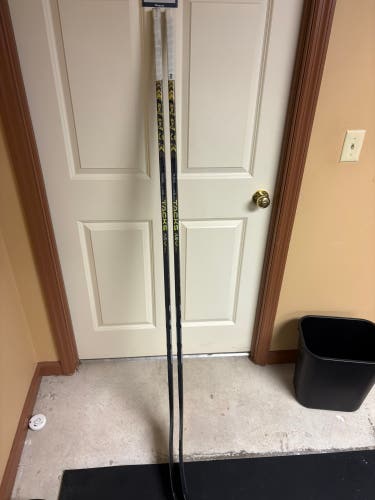 Senior CCM Tacks AS-VI Pro Right Handed Hockey Stick 85 Flex Pro Stock (Used)
